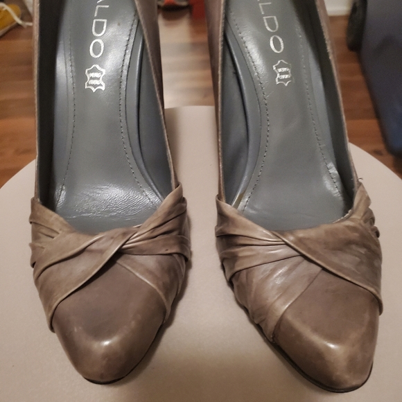 High heels - Picture 3 of 6